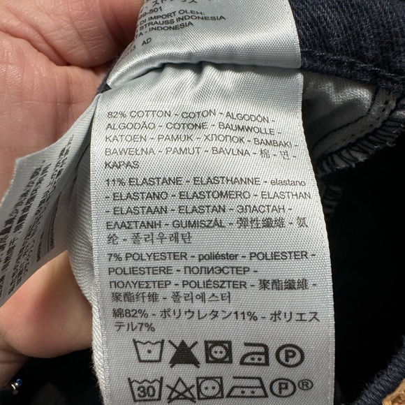 Levi’s 511 dark wash denim jeans. 30 x 30. EUC. - Picture 4 of 4